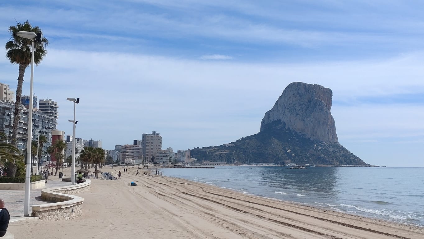 click to enlarge! Calpe waterfront and rock
